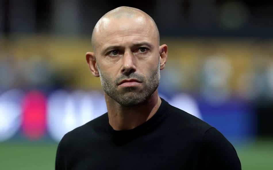 Rival do Palmeiras, Mascherano exalta Corinthians: 'Um dos maiores do mundo'