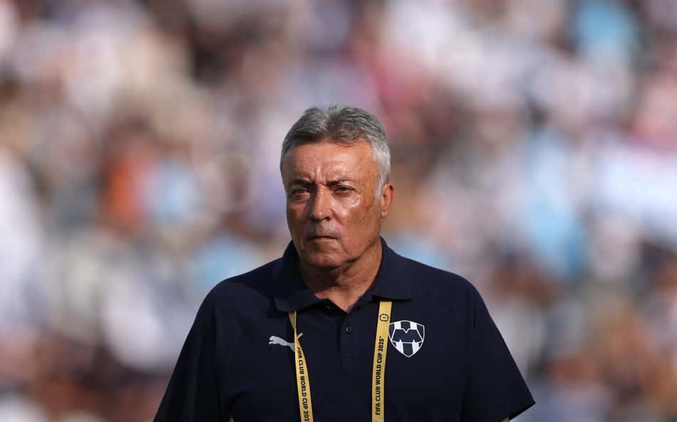 Ex-Flamengo critica postura de River Plate no Mundial