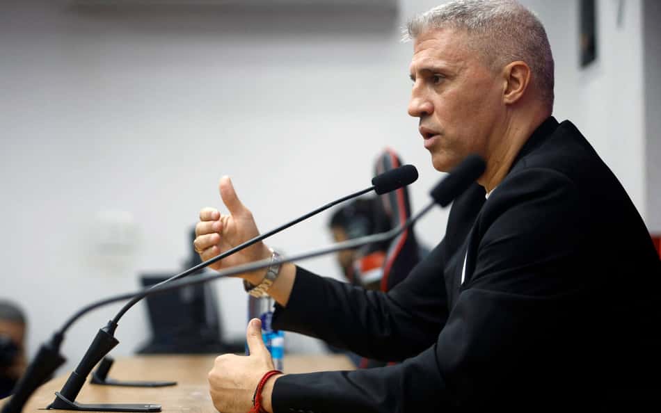 Crespo revela qual competição trata com 'urgência' no São Paulo
