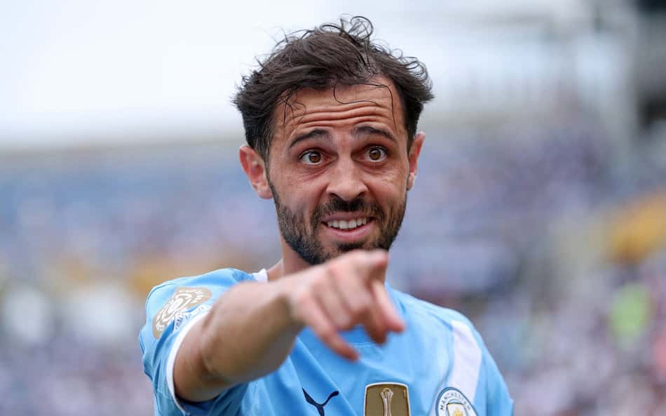 Bernardo Silva celebra liderança do Manchester City e avisa: 'Estamos aqui para vencer'