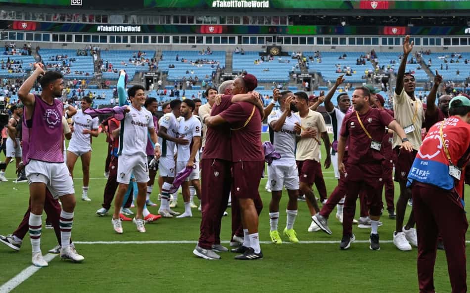 Web se rende a ídolo do Fluminense após vitória contra a Inter: 'Melhor jogador do Mundial'