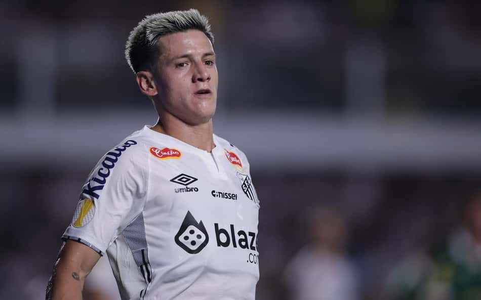 Santos não cobre oferta e terá outra saída na janela de transferências
