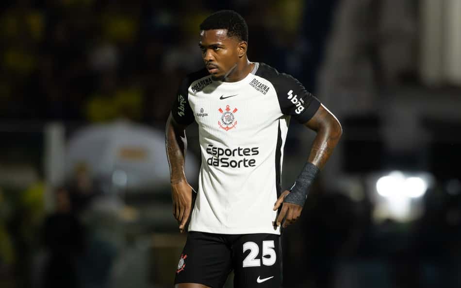 Cacá, zagueiro do Corinthians, é assaltado em São Paulo