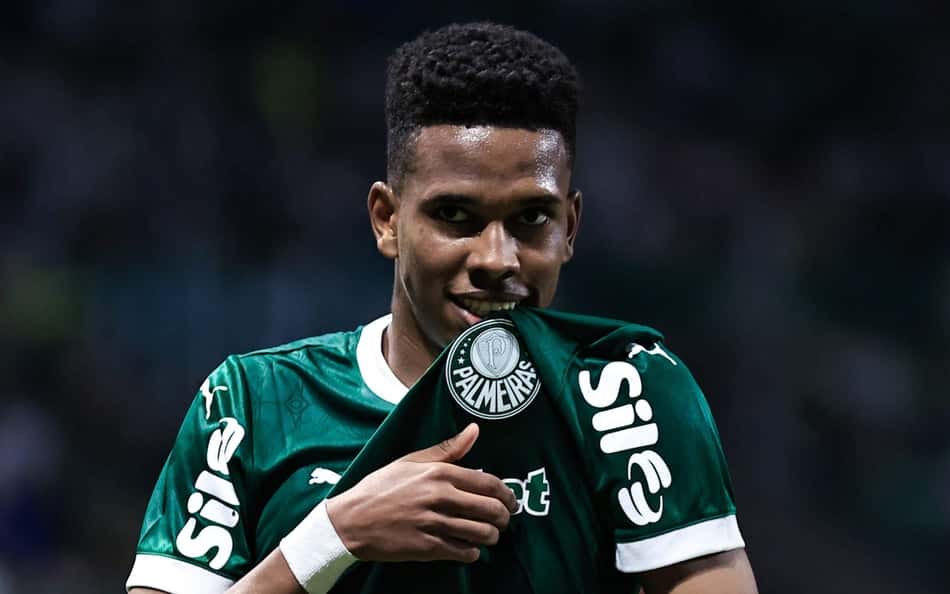 Facincani surpreende ao eleger substituto ideal para Estêvão no Palmeiras