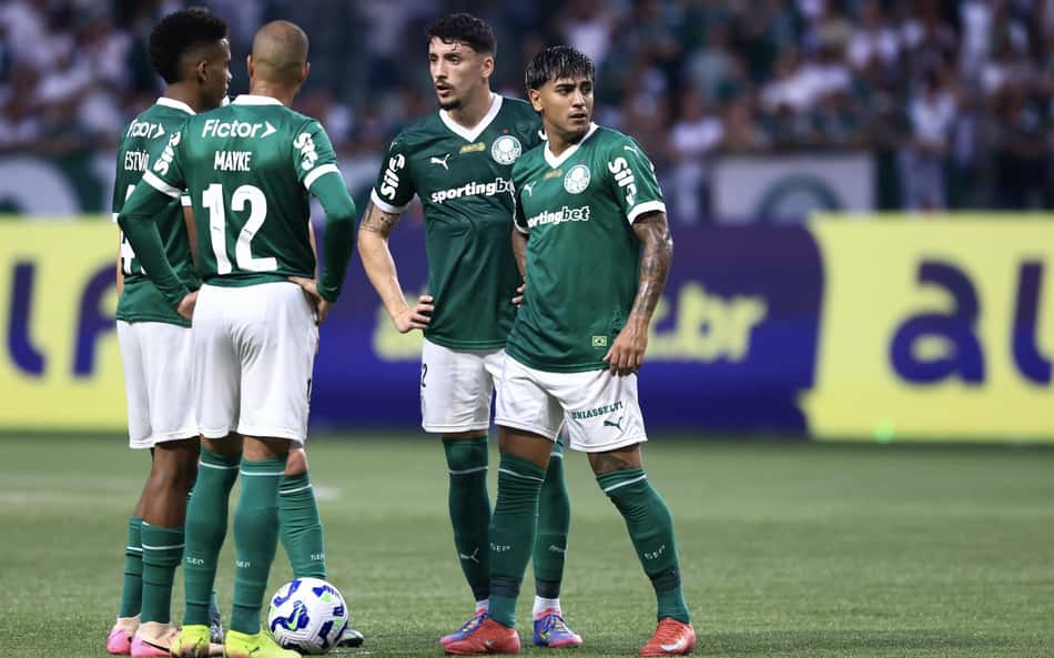 Com oito jogadores em seleções, Palmeiras sai ileso da Data Fifa para a disputa do Mundial