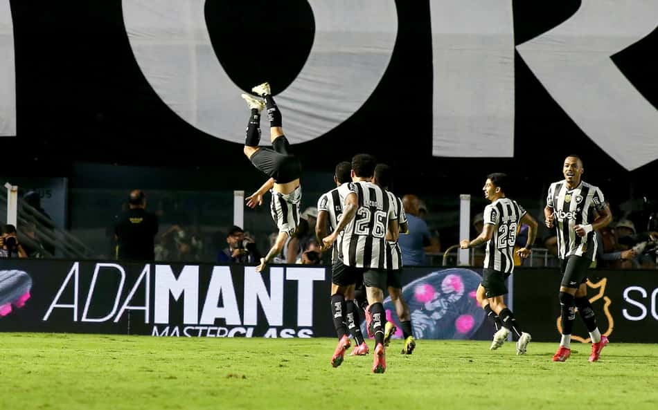 Melhores momentos: Botafogo aproveita expulsão de Neymar e vence o Santos na Vila
