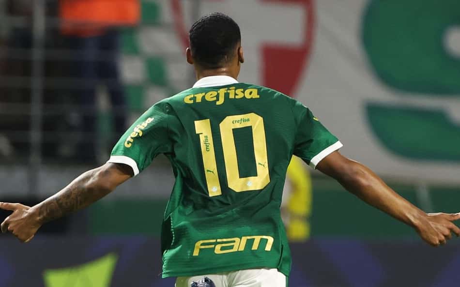 Nova joia do Palmeiras vira assunto por atuação contra Botafogo: 'Craque'