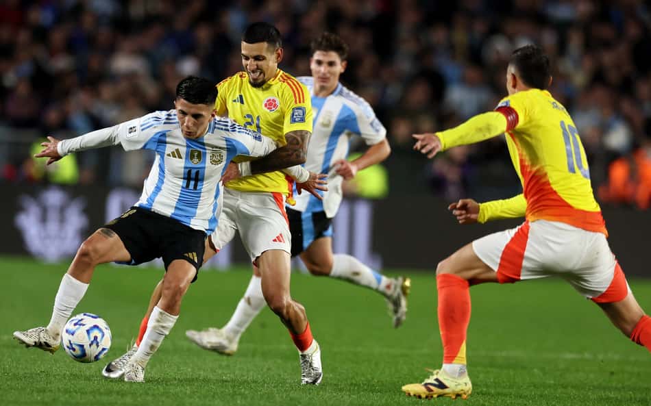 Almada marca no fim, e Argentina arranca empate com a Colômbia pelas Eliminatórias