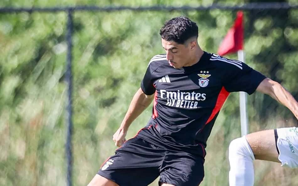 Em preparação ao Mundial, time de ex-Botafogo humilha equipe americana