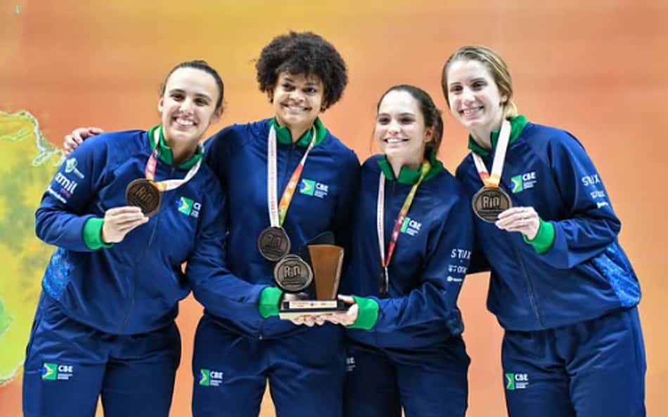 Brasil conquista bronze no florete feminino por equipes no Pan de Esgrima