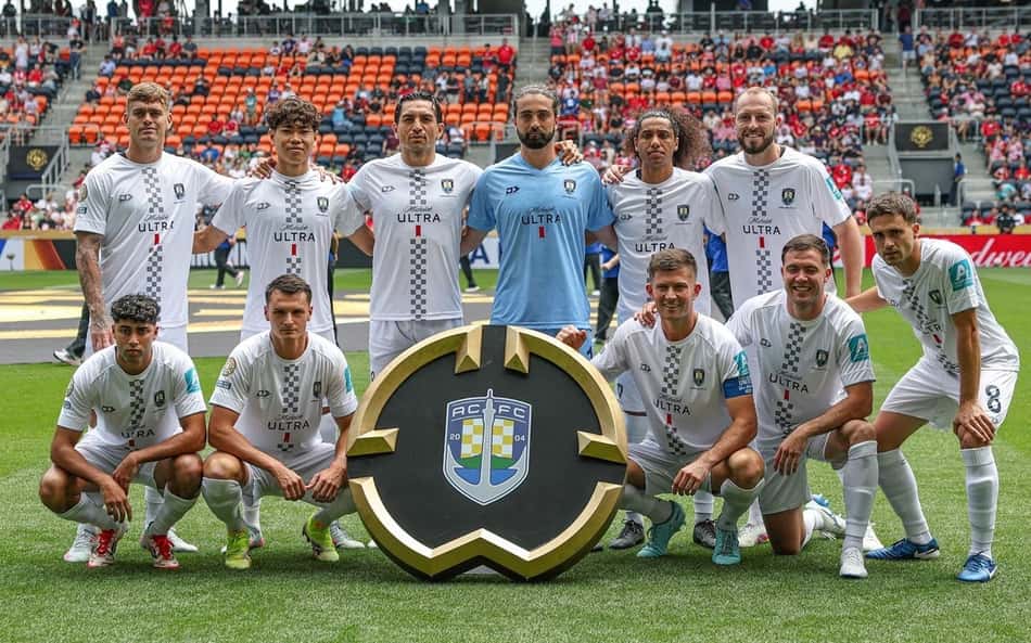 Com cinco defensores, Auckland City está escalado para duelo contra Benfica pelo Mundial