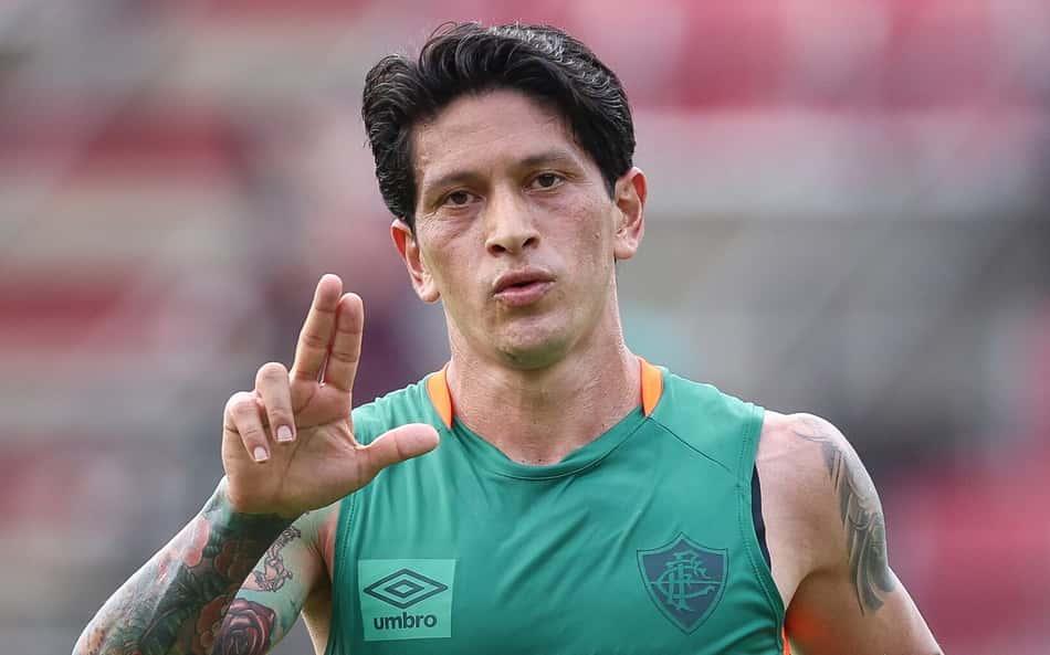 Com dois de Cano, Fluminense vence jogo-treino em último teste antes do Mundial