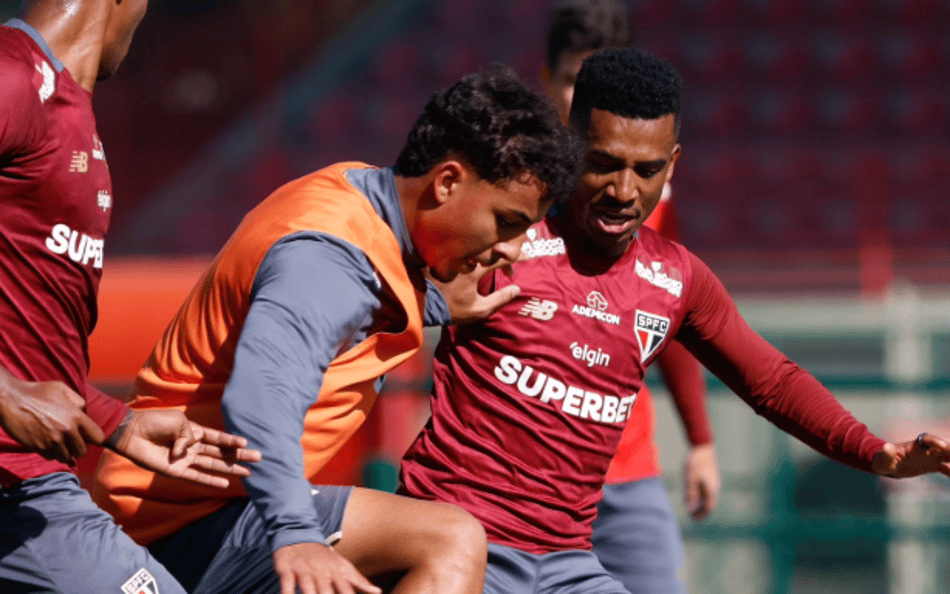 São Paulo promove treino conjunto com atletas do Sub-20 e profissionais