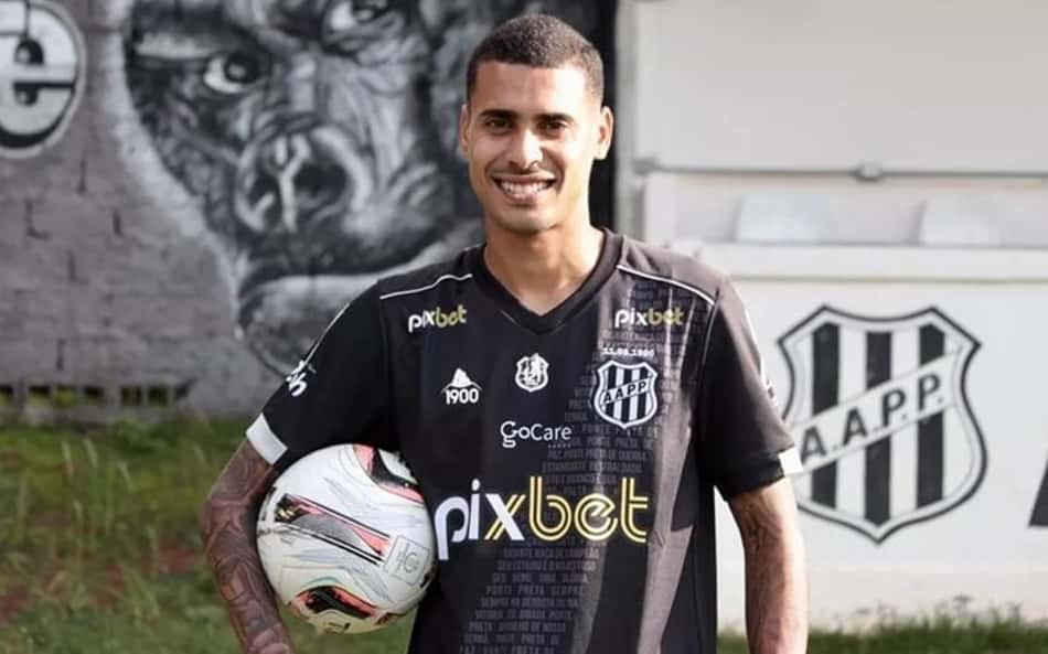 Líder da Série C terá que pagar R$ 1 milhão a jogador que fugiu da guerra