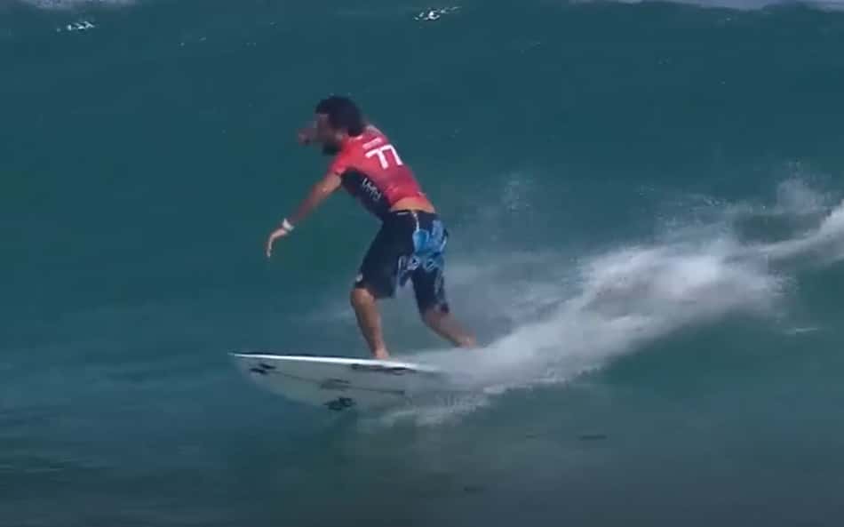 Filipe Toledo supera Chianca e Colapinto para avançar no Rio Pro em Saquarema