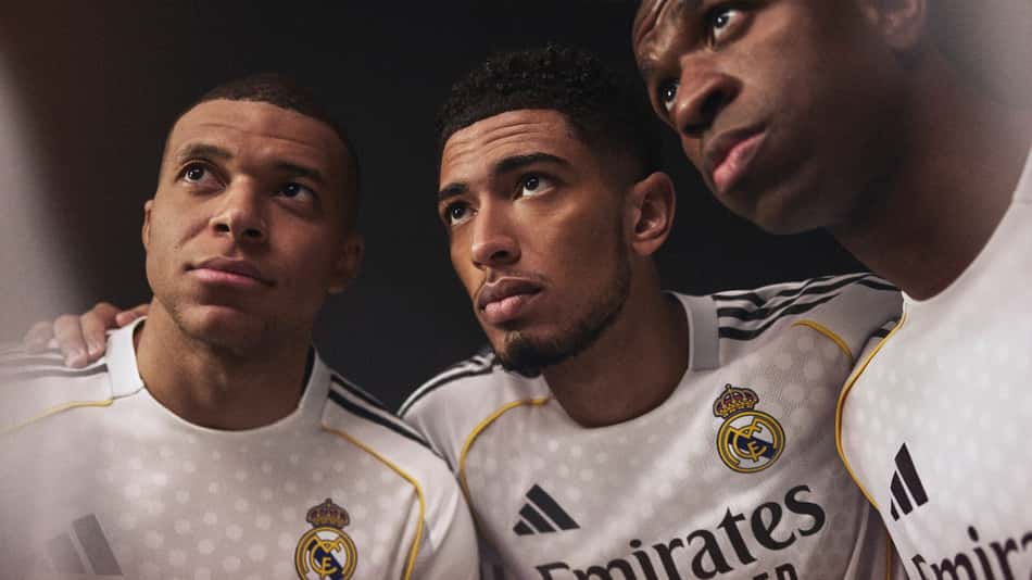 O Real Madrid anunciou nesta sexta-feira (6) o novo uniforme principal que será usado na próxima temporada (Foto: Divulgação/Real Madrid)