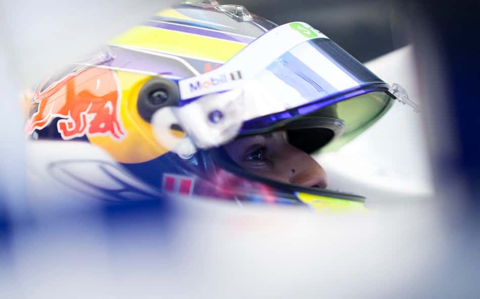 Hadjar perde 3 posições no grid do GP do Canadá por bloquear Sainz na classificação
