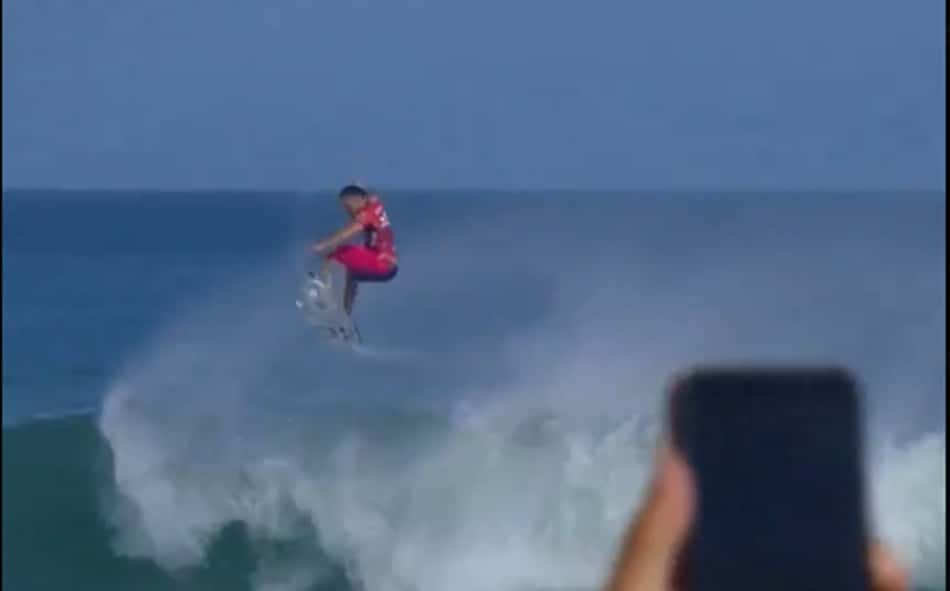 WSL: Italo Ferreira avança às quartas em Saquarema com aéreo de 9.33