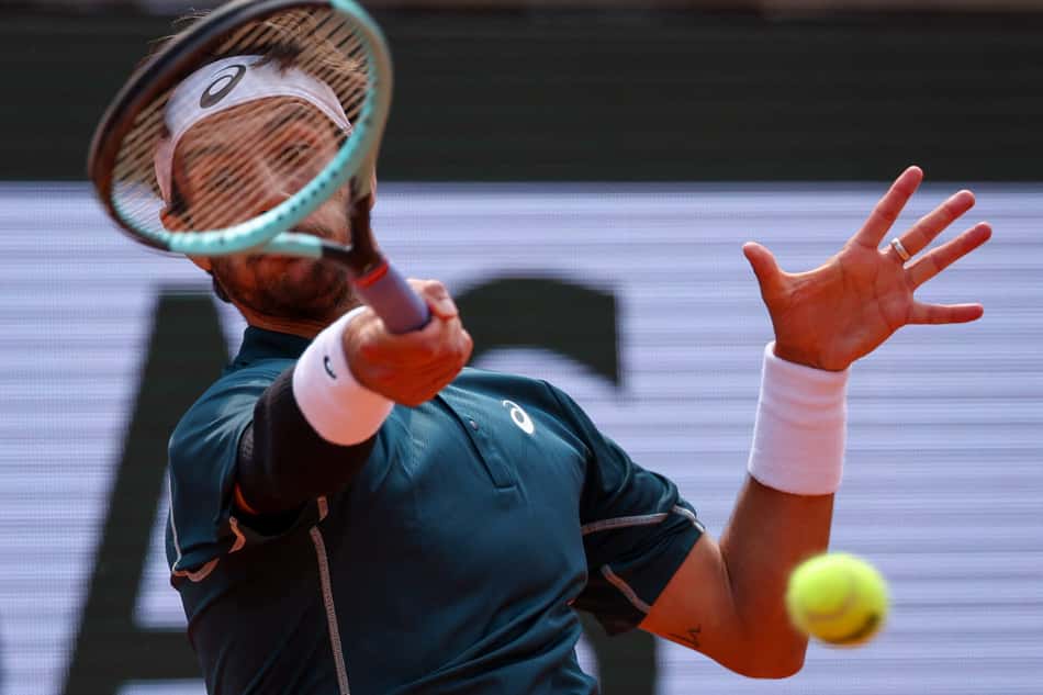 Lorenzo Musetti vence Frances Tiafoe nas quartas de final em Roland Garros (foto: Alain JOCARD / AFP)