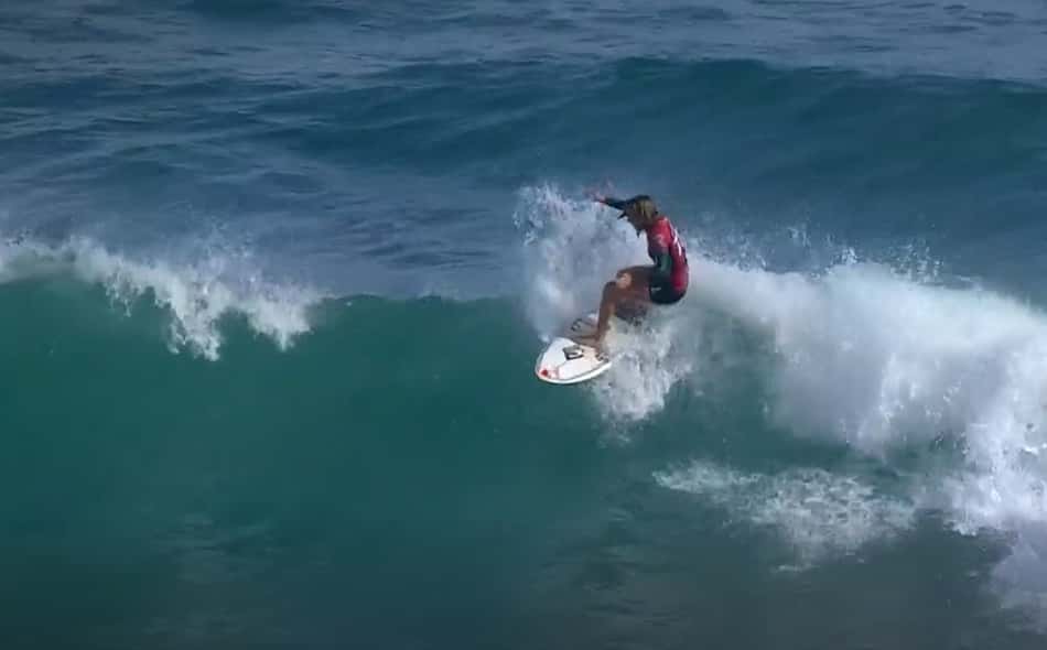 WSL: Cinco brasileiros avançam no 1º dia em Saquarema; competições voltam na quarta