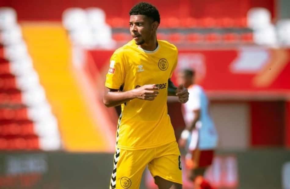 Matheus Dias, volante do Nacional de Portugal