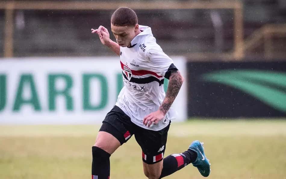 São Paulo: joia de Cotia tem lesão diagnosticada
