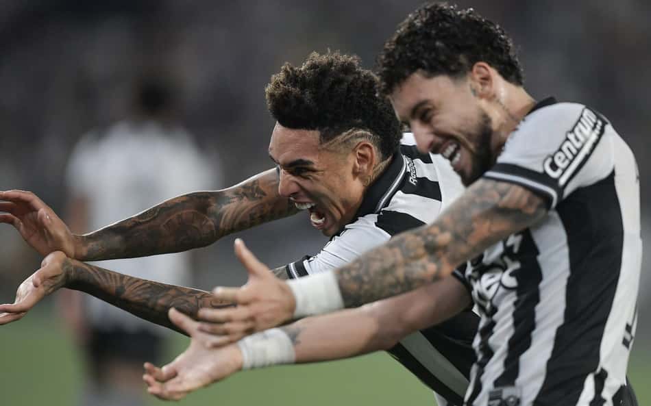 Jogos de hoje: quem joga no futebol e onde assistir ao vivo (15/06/2025)