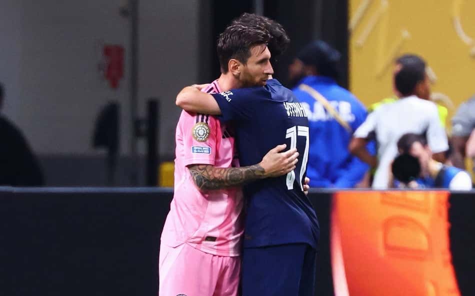 Reconciliação: Messi abraça antigo desafeto no PSG em reencontro no Mundial