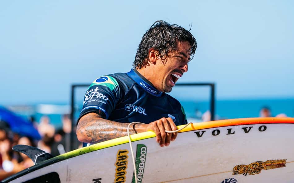 WSL: Miguel Pupo sai melhor em duelo entre brasileiros em Saquarema