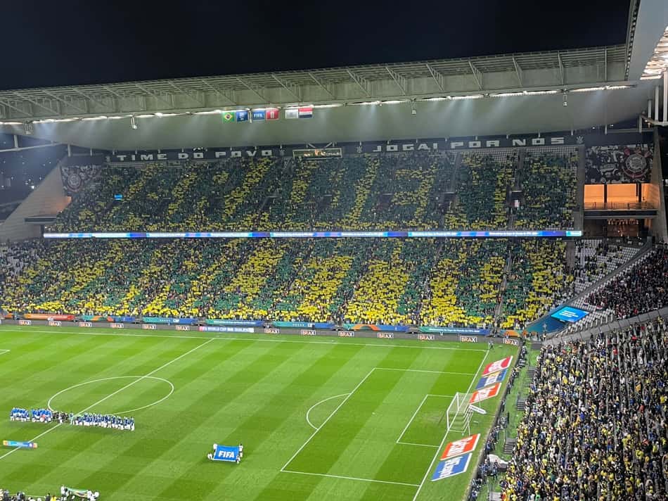 Mosaico Ancelotti Brasil Paraguai
