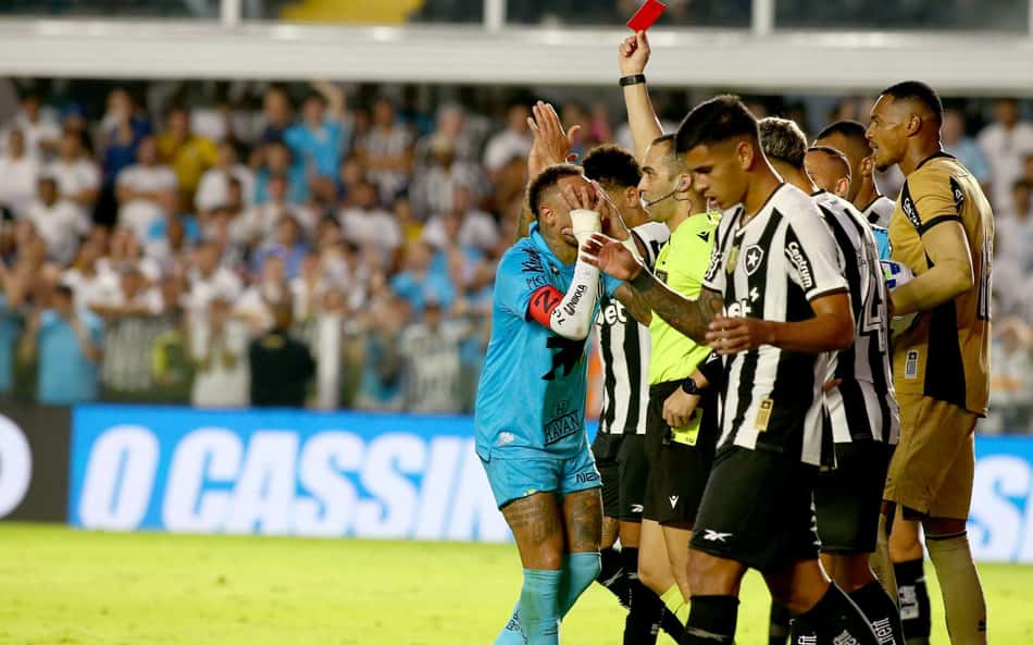 Neymar se pronuncia após expulsão e manda recado à torcida do Santos