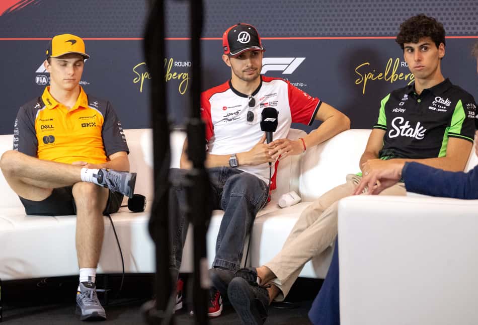 Oscar Piastri, Esteban Ocon e Gabriel Bortoleto (foto: Joe Klamar / AFP)