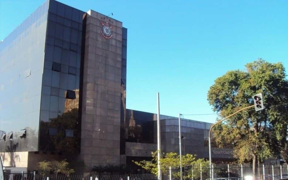 Ex-diretor e organizada debatem proposta para reforma no estatuto do Corinthians