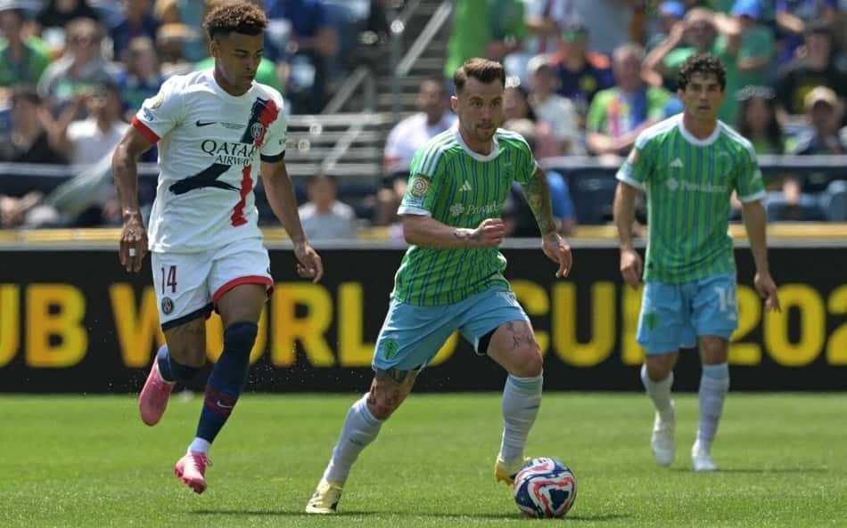 PSG vence o Seattle e pode enfrentar o Palmeiras nas oitavas