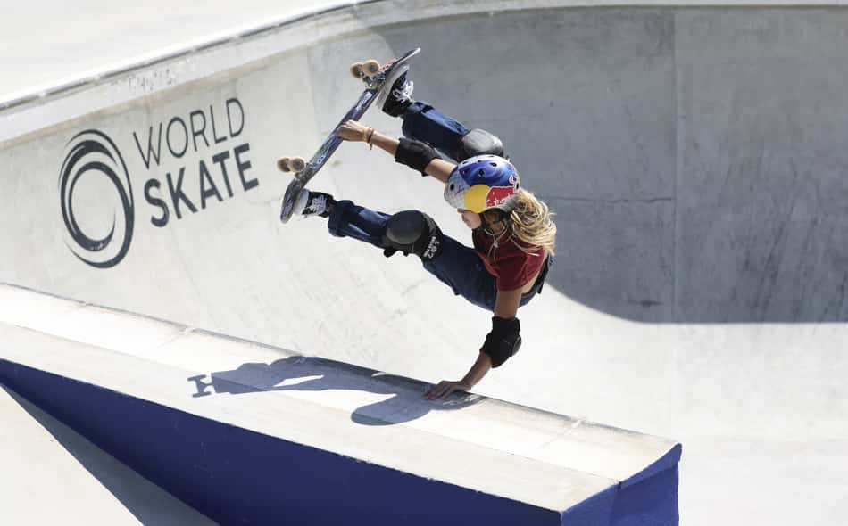 Skate: Yndiara Asp vai às quartas do Park feminino na Itália