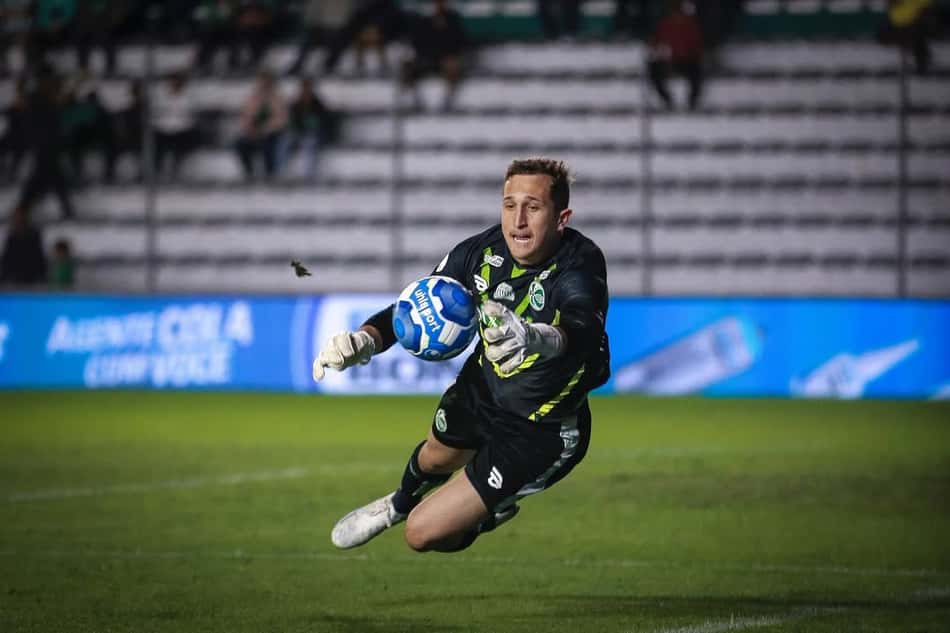 Thiago Couto em ação pelo Juventude (Foto: redes sociais)