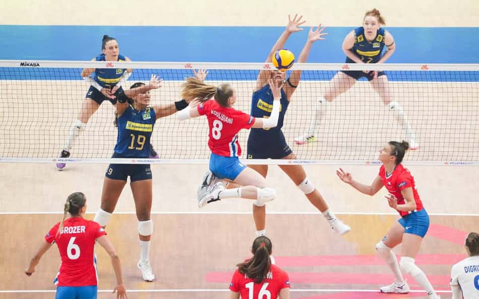 Brasil x Tchéquia, VNL feminina, no Maracanãzinho (foto: Mauricio Val/FV Imagem/CBV)