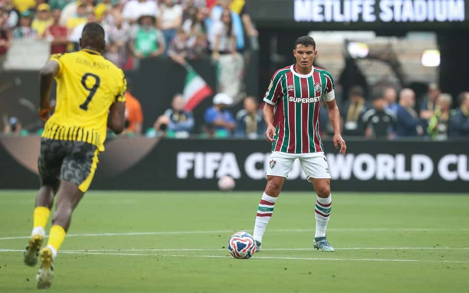 Thiago Silva inflama vestiário do Flu antes de estreia no Mundial: 'Atitude acima de tudo'