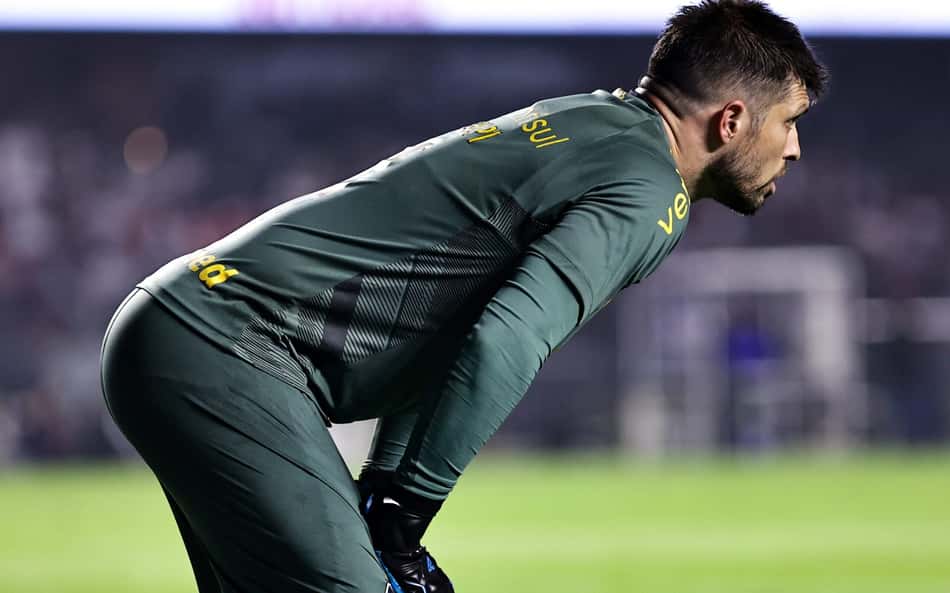 Tiago Volpi desabafa sobre críticas no Grêmio: 'Não posso viver nessa loucura'