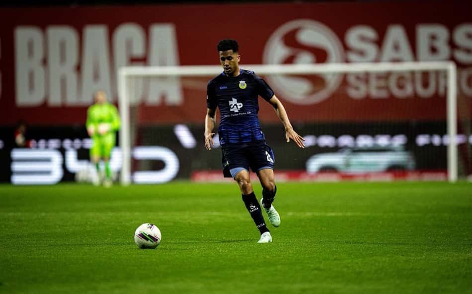 Weverson Costa entra na mira de clubes da Europa e Arábia Saudita