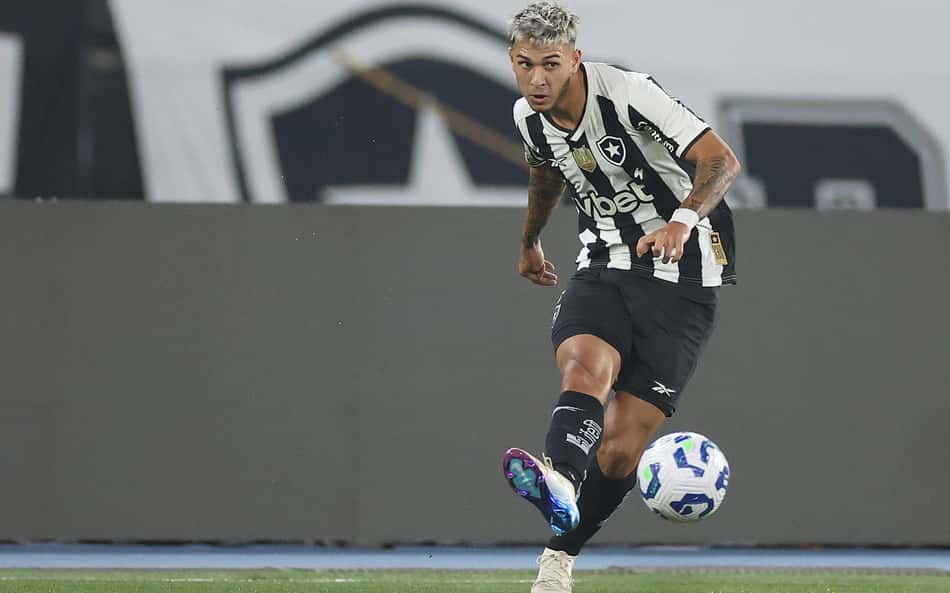 Mateo Ponte em ação pelo Botafogo (Foto: Vítor Silva/Botafogo)