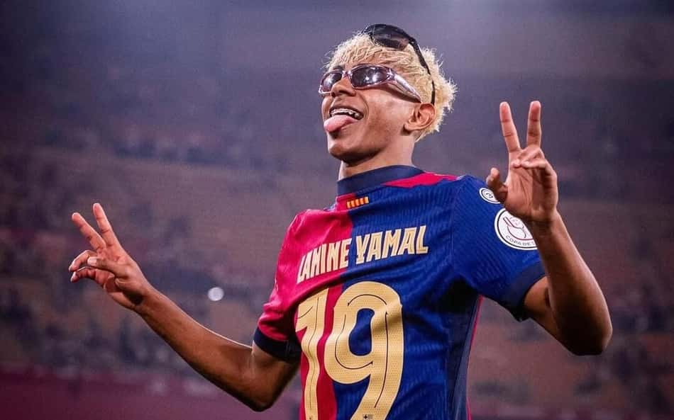 Lamine Yamal será o camisa 10 do Barcelona em 2025/26