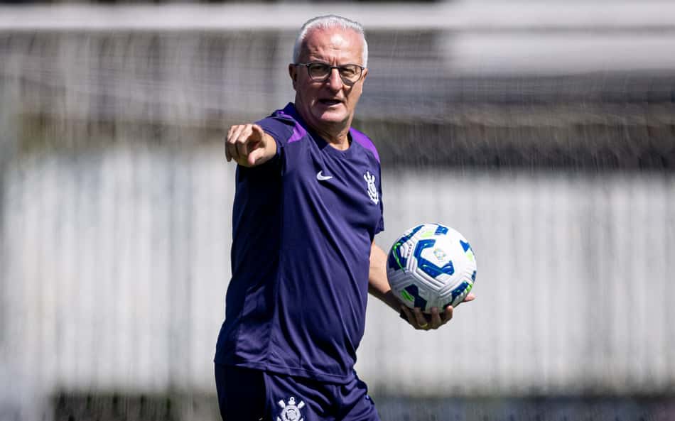 Retorno de zagueiro e cuidado com joia: veja como foi o treino do Corinthians