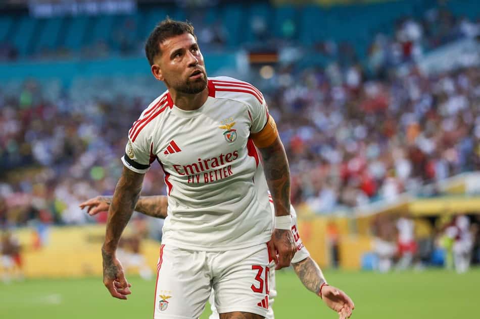MIAMI GARDENS, FL - JUNE 16: SL Benfica Nicolas Otamendi (30) celebrates his goal during the FIFA Club World Cup Group C CA Boca Juniors v SL Benfica at the Hard Rock Stadium on June 16, 2025 in Miami Gardens, Florida. (Photo by Chris Arjoon/Icon Sportswi