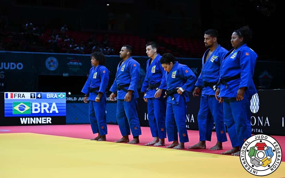 Brasil cai para o Japão e fica sem medalha no Mundial de Judô