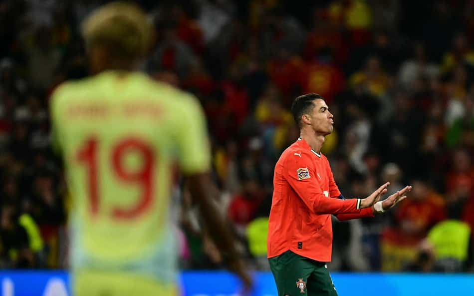 Cristiano Ronaldo manda recado a Lamine Yamal após título na Nations League