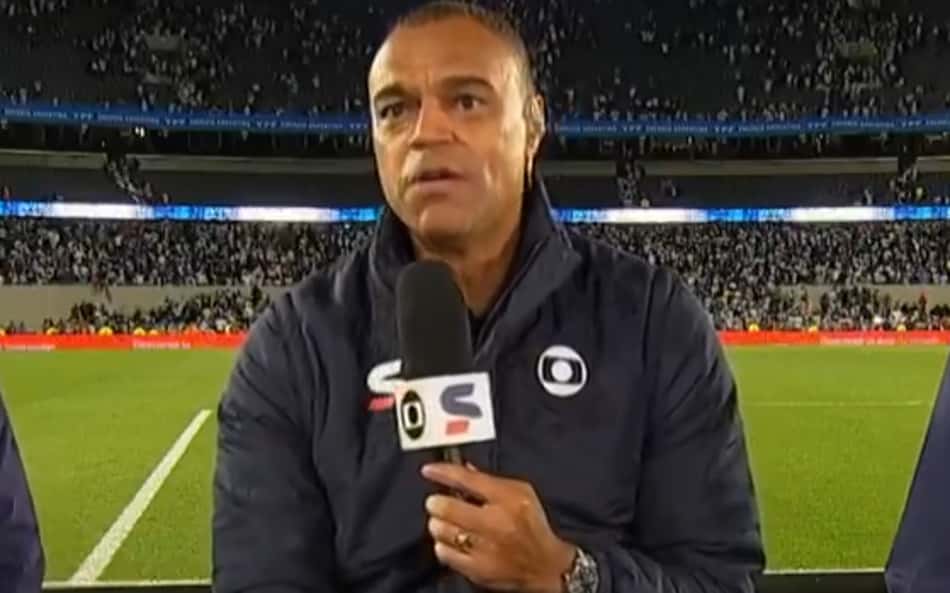 Denílson crava único brasileiro que irá passar da fase de grupos no Mundial