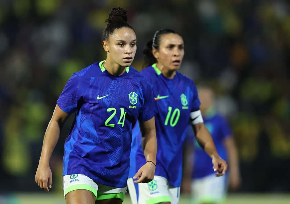 Dudinha e Marta foram titulares contra o Japão. (Foto: Lívia Villas Boas / CBF)