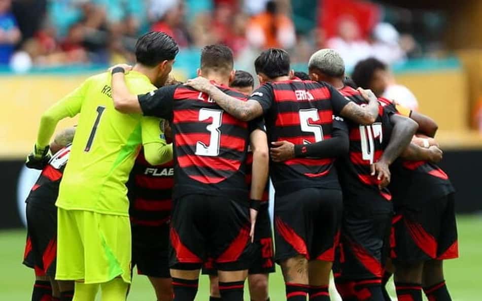 Jogador do Flamengo vira assunto contra o Bayern: 'Totalmente nervoso'