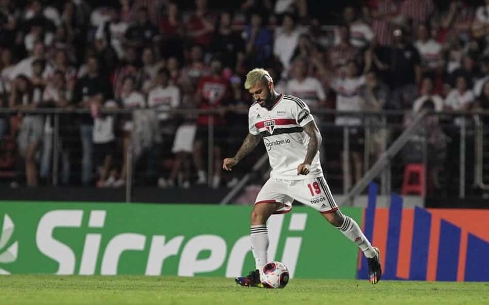 São Paulo se prepara para mais uma saída no elenco